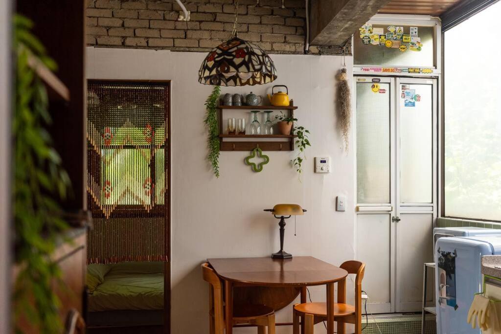 Apartment Comfy Leafy In Yeonnam Seoul